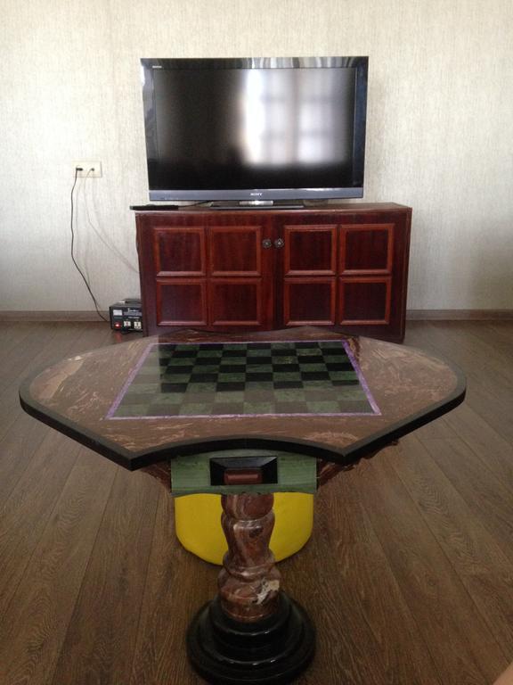 Cheap And Chic Apartament Batumi